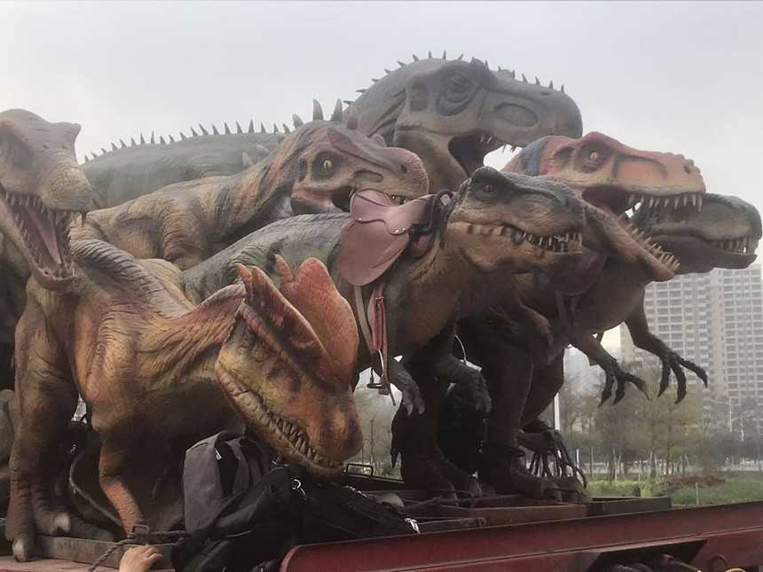 Zigong-made simulation dinosaurs become popular all over the world