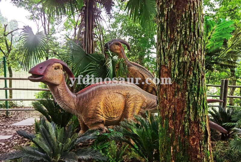 Parasaurolophus animatronic model by Yifeng dinosaur