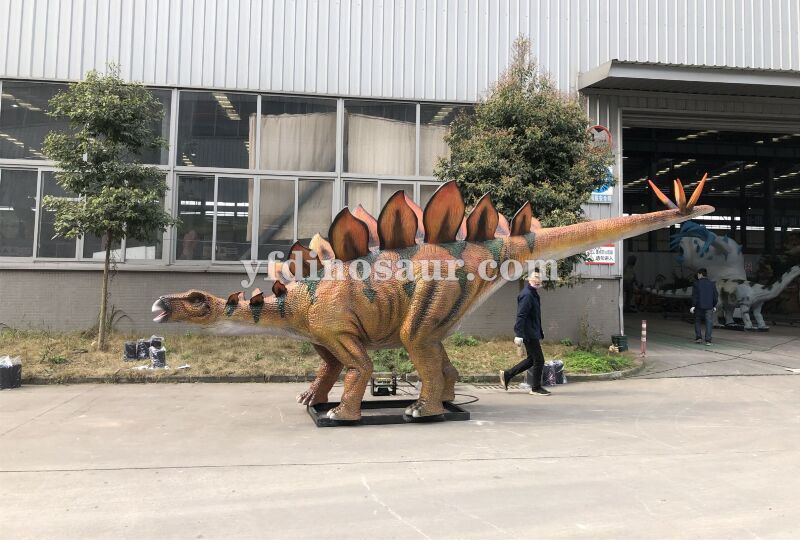 Stegosaurus Animatronic Dinosaur Model by Yifeng Dinosaur