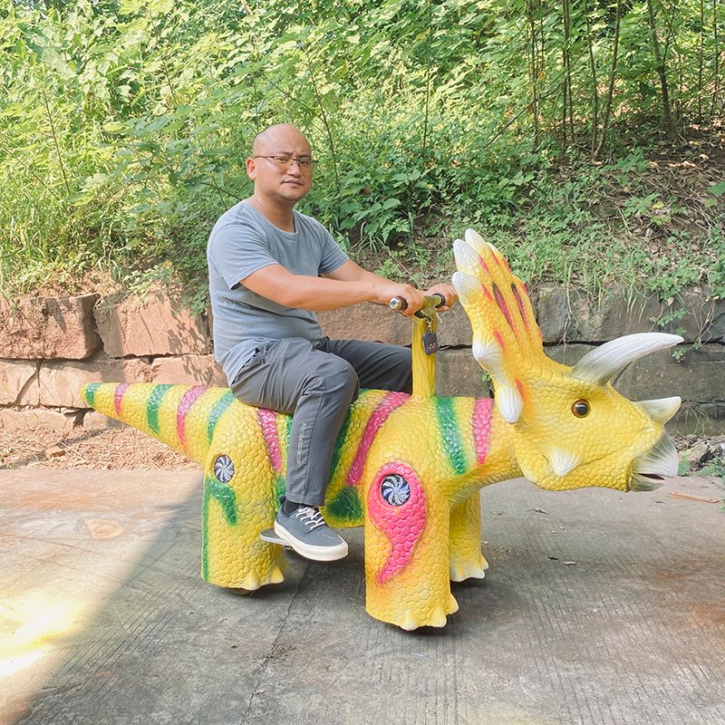 Amusement Park Interactive Dinosaur Equipment Ride On Electric Realistic Robot Dinosaurs For Sale