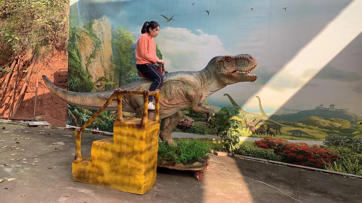 Jurassic Life Size Animatronic Riding Dinosaur for Sale