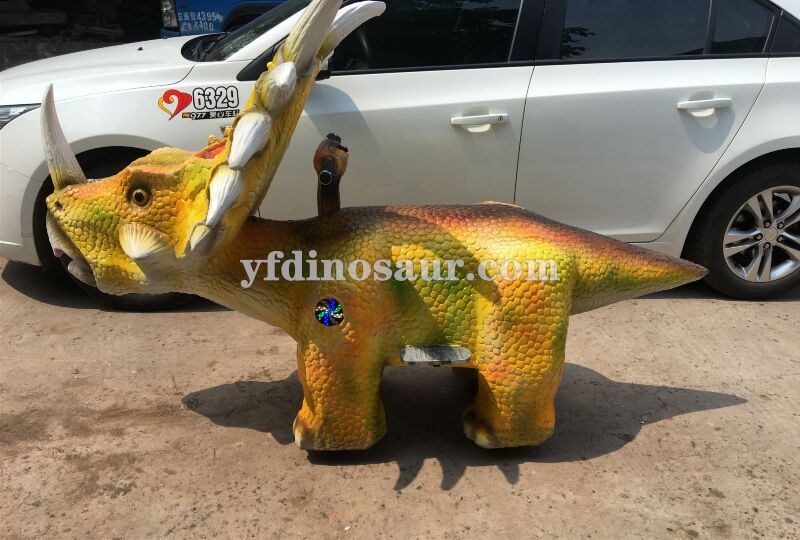 Dinosaur Ride Battery Car Triceratops for Amusement park
